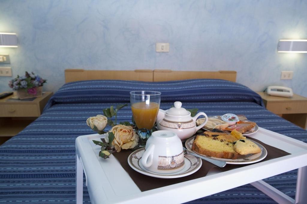 Albergo Ristorante Domus Salsomaggiore Terme Camera foto