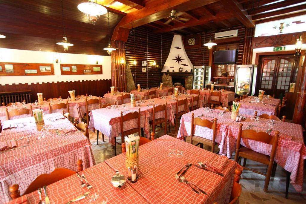 Albergo Ristorante Domus Salsomaggiore Terme Esterno foto